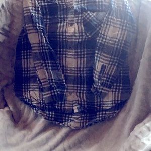 American eagle long sleeve shirt